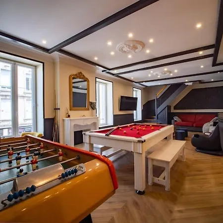 Appartement Duplex Jeanne D'arc Billard Baby En Option Escape Game Insolites *