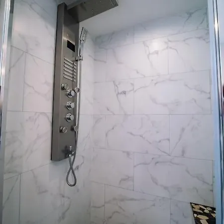 Appartement Duplex Jeanne D'arc Billard Baby En Option Escape Game Insolites *