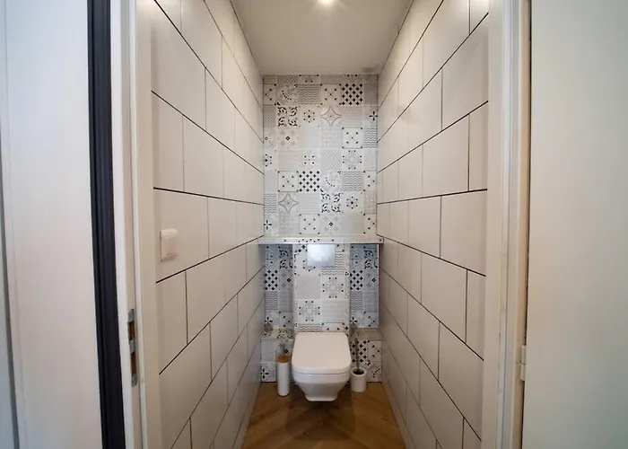 Duplex Jeanne D'arc Billard Baby En Option Escape Game Insolites