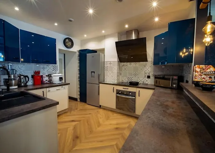 Duplex Jeanne D'arc Billard Baby En Option Escape Game Insolites Appartement *