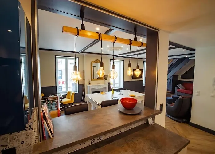 Duplex Jeanne D'arc Billard Baby En Option Escape Game Insolites Appartement